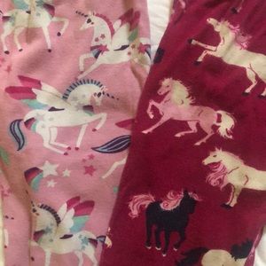 Hatley Pajamas - Unicorn and horse Hatley pajamas size 5 girls Hatley Pajamas - Unicorn and horse Hatley pajamas size 5 girls